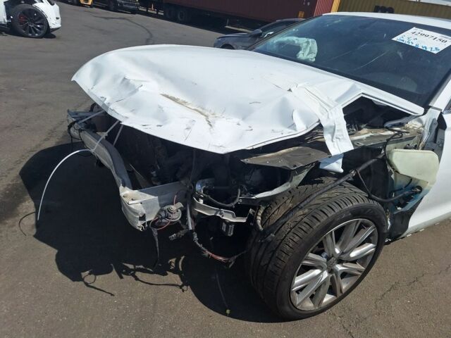 Ауді А6 2014 у Львові на Automoto.ua Білий Ауді А6, об'ємом двигуна 2 л та пробігом 174 тис. км за 7500 $, фото 1 на Automoto.ua