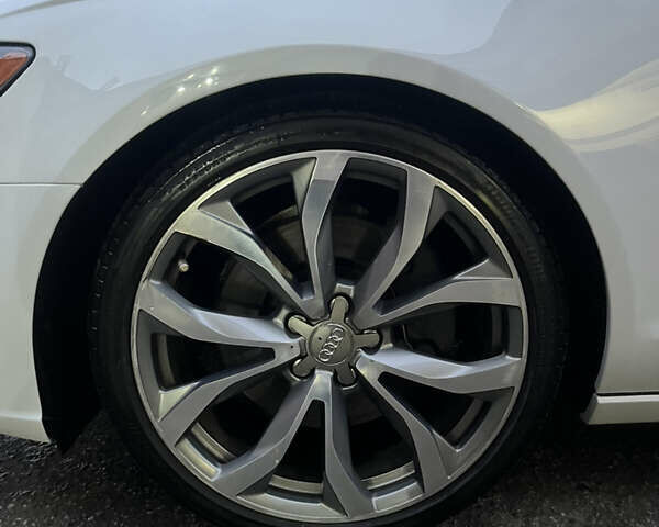 Білий Ауді А6, об'ємом двигуна 2 л та пробігом 114 тис. км за 17800 $, фото 8 на Automoto.ua