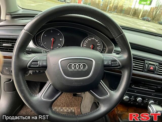 Белый Ауди А6, объемом двигателя 3 л и пробегом 188 тыс. км за 18000 $, фото 4 на Automoto.ua