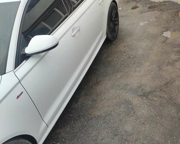 Ауди А6 2014 в Жашкове на Automoto.ua Белый Ауди А6, объемом двигателя 3 л и пробегом 260 тыс. км за 18800 $, фото 12 на Automoto.ua