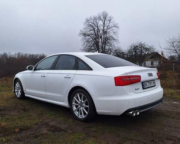 Білий Ауді А6, об'ємом двигуна 1.98 л та пробігом 183 тис. км за 16000 $, фото 7 на Automoto.ua