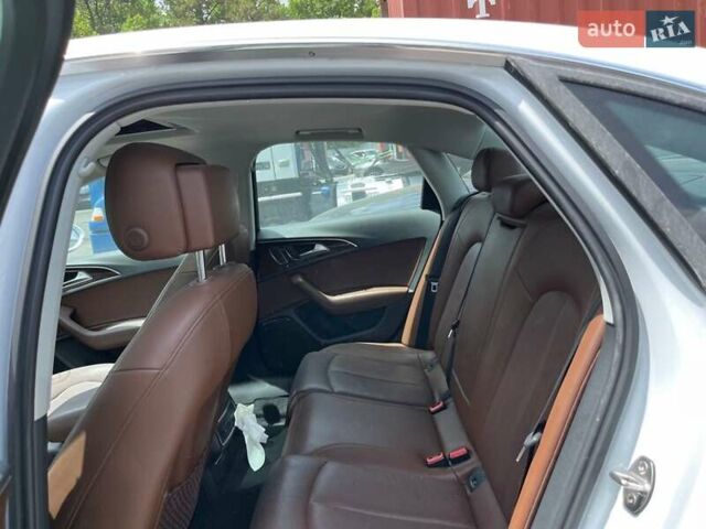 Ауді А6 2014 у Києві на Automoto.ua Білий Ауді А6, об'ємом двигуна 1.98 л та пробігом 192 тис. км за 15000 $, фото 23 на Automoto.ua