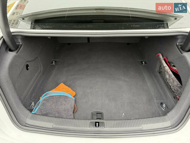 Белый Ауди А6, объемом двигателя 3 л и пробегом 180 тыс. км за 18555 $, фото 76 на Automoto.ua