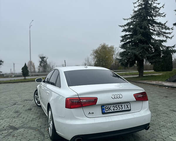 Білий Ауді А6, об'ємом двигуна 2 л та пробігом 121 тис. км за 14000 $, фото 8 на Automoto.ua