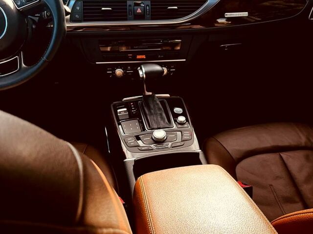 Белый Ауди А6, объемом двигателя 2 л и пробегом 220 тыс. км за 14500 $, фото 2 на Automoto.ua