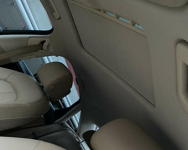 Білий Ауді А6, об'ємом двигуна 2 л та пробігом 235 тис. км за 13500 $, фото 64 на Automoto.ua