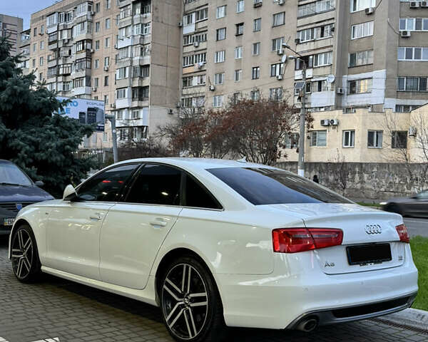 Белый Ауди А6, объемом двигателя 3 л и пробегом 254 тыс. км за 17900 $, фото 6 на Automoto.ua