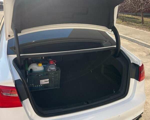 Ауді А6 2014 у Києві на Automoto.ua Білий Ауді А6, об'ємом двигуна 3 л та пробігом 169 тис. км за 25500 $, фото 13 на Automoto.ua