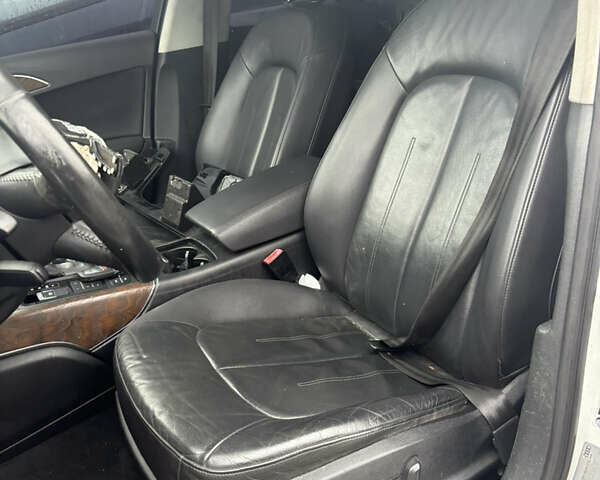 Белый Ауди А6, объемом двигателя 1.98 л и пробегом 218 тыс. км за 9200 $, фото 9 на Automoto.ua