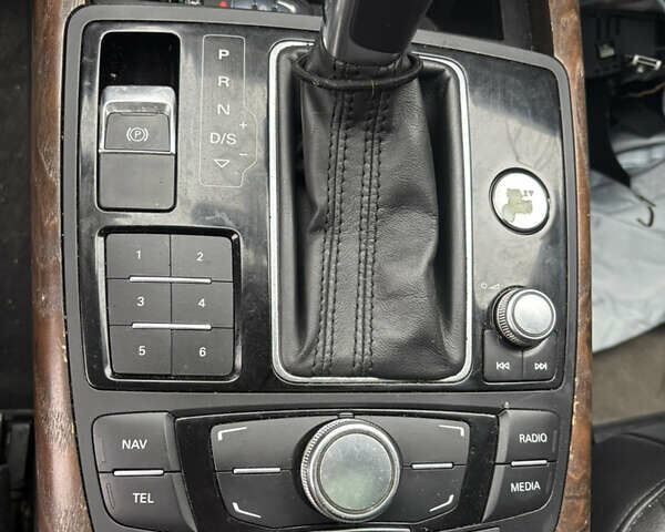 Белый Ауди А6, объемом двигателя 1.98 л и пробегом 218 тыс. км за 9200 $, фото 16 на Automoto.ua
