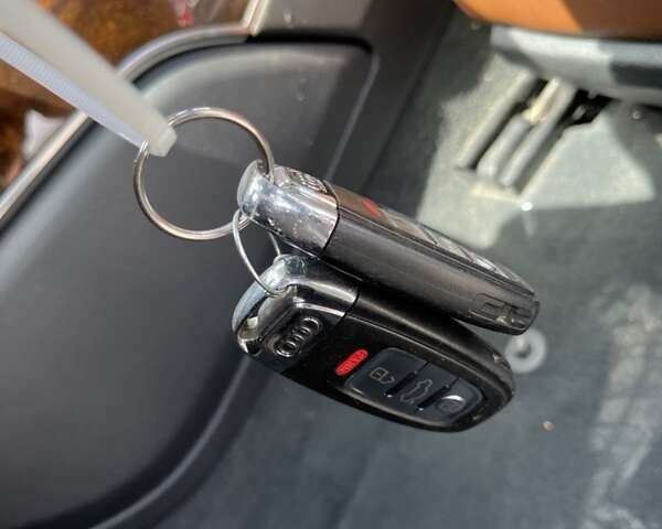 Ауді А6 2014 у Києві на Automoto.ua Білий Ауді А6, об'ємом двигуна 1.98 л та пробігом 192 тис. км за 15000 $, фото 31 на Automoto.ua