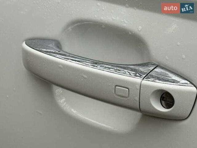 Белый Ауди А6, объемом двигателя 3 л и пробегом 185 тыс. км за 16599 $, фото 17 на Automoto.ua