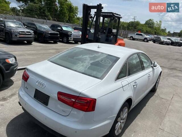 Ауді А6 2014 у Києві на Automoto.ua Білий Ауді А6, об'ємом двигуна 1.98 л та пробігом 192 тис. км за 15000 $, фото 13 на Automoto.ua