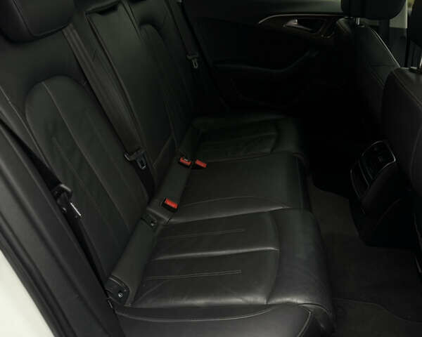 Білий Ауді А6, об'ємом двигуна 1.97 л та пробігом 188 тис. км за 16200 $, фото 25 на Automoto.ua