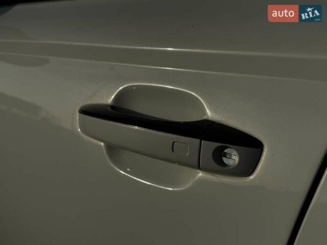 Ауди А6 2014 в Львове на Automoto.ua Белый Ауди А6, объемом двигателя 2.97 л и пробегом 259 тыс. км за 22000 $, фото 13 на Automoto.ua