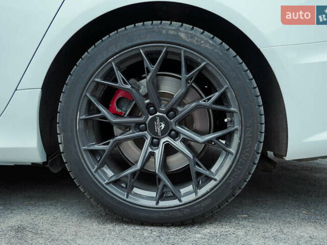 Ауді А6 2014 у Каменце-Подольском на Automoto.ua Білий Ауді А6, об'ємом двигуна 3 л та пробігом 197 тис. км за 14500 $, фото 24 на Automoto.ua