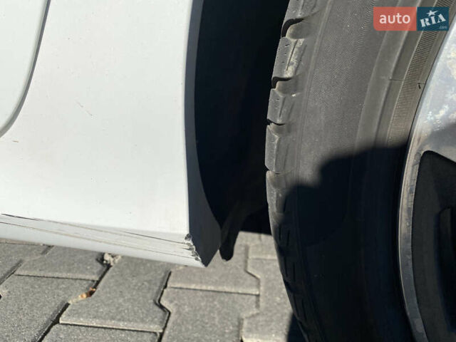 Білий Ауді А6, об'ємом двигуна 3 л та пробігом 203 тис. км за 15500 $, фото 3 на Automoto.ua