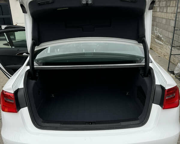 Ауді А6 2014 у Рівному на Automoto.ua Білий Ауді А6, об'ємом двигуна 2.97 л та пробігом 167 тис. км за 20000 $, фото 17 на Automoto.ua