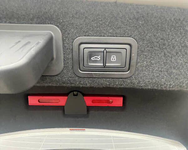 Белый Ауди А6, объемом двигателя 1.97 л и пробегом 143 тыс. км за 22000 $, фото 38 на Automoto.ua