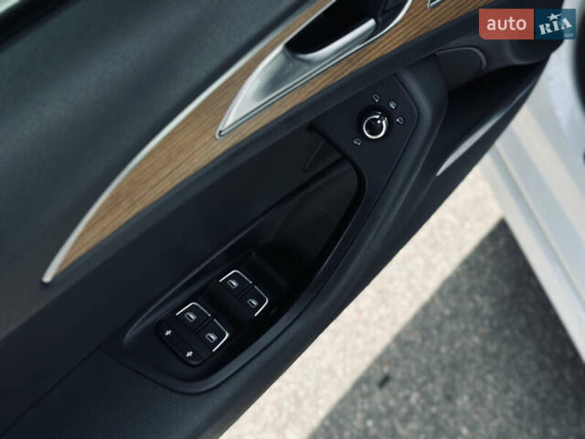 Белый Ауди А6, объемом двигателя 2.97 л и пробегом 190 тыс. км за 18500 $, фото 27 на Automoto.ua