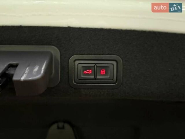 Белый Ауди А6, объемом двигателя 1.97 л и пробегом 156 тыс. км за 22990 $, фото 9 на Automoto.ua