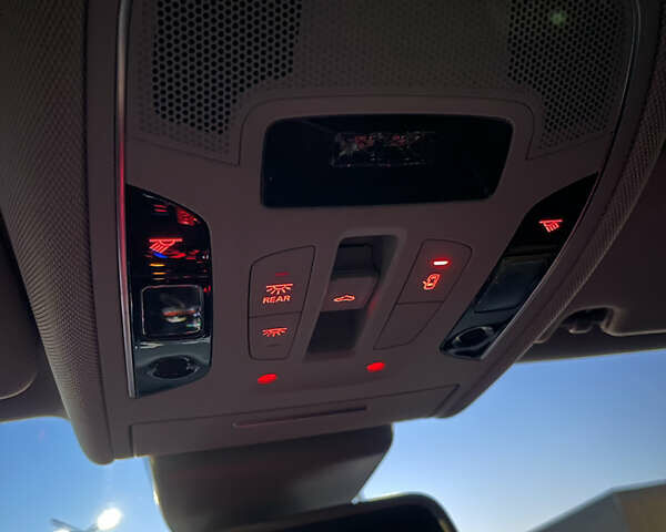 Белый Ауди А6, объемом двигателя 2.97 л и пробегом 195 тыс. км за 20000 $, фото 8 на Automoto.ua