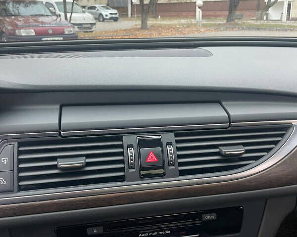 Білий Ауді А6, об'ємом двигуна 1.97 л та пробігом 143 тис. км за 22000 $, фото 27 на Automoto.ua