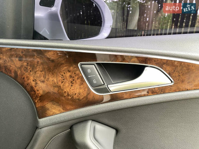 Белый Ауди А6, объемом двигателя 3 л и пробегом 120 тыс. км за 19200 $, фото 12 на Automoto.ua