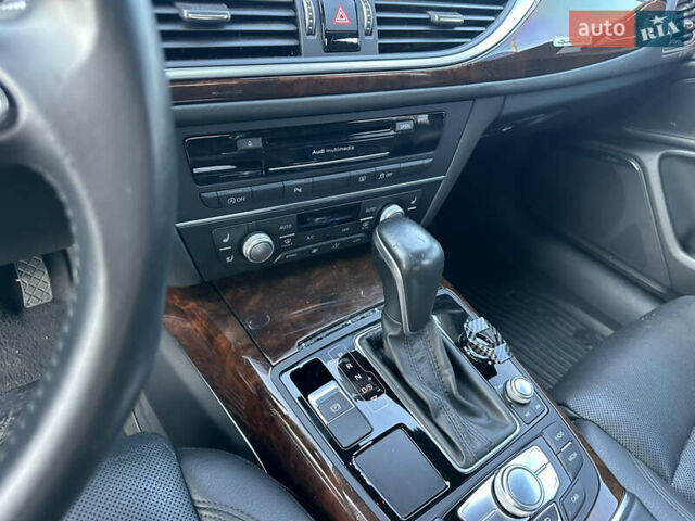 Белый Ауди А6, объемом двигателя 3 л и пробегом 214 тыс. км за 19000 $, фото 16 на Automoto.ua