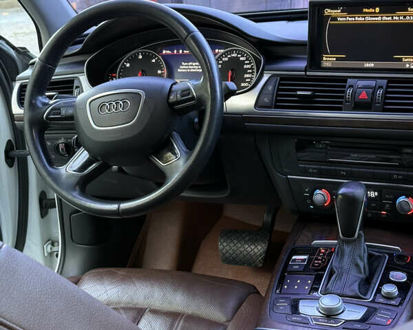 Білий Ауді А6, об'ємом двигуна 1.97 л та пробігом 248 тис. км за 20950 $, фото 17 на Automoto.ua