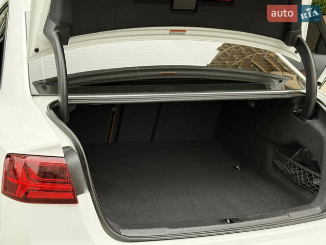 Білий Ауді А6, об'ємом двигуна 2 л та пробігом 122 тис. км за 23800 $, фото 31 на Automoto.ua