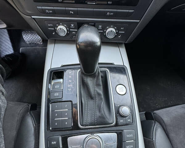 Белый Ауди А6, объемом двигателя 1.8 л и пробегом 260 тыс. км за 15900 $, фото 19 на Automoto.ua