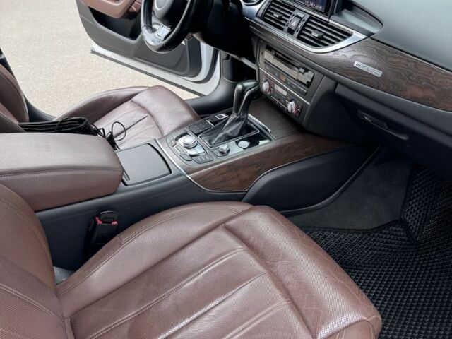 Ауди А6 2015 в Балте на Automoto.ua Белый Ауди А6, объемом двигателя 3 л и пробегом 180 тыс. км за 20000 $, фото 13 на Automoto.ua