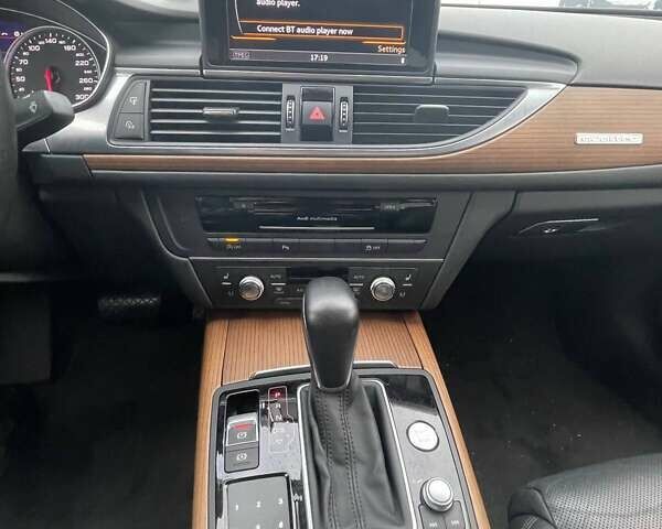 Белый Ауди А6, объемом двигателя 3 л и пробегом 125 тыс. км за 25000 $, фото 9 на Automoto.ua