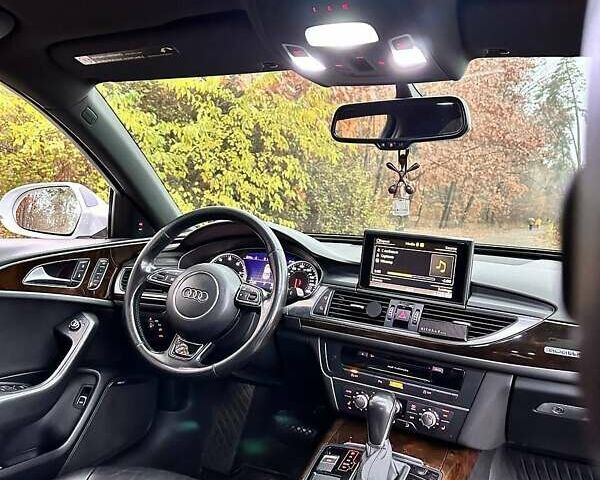 Белый Ауди А6, объемом двигателя 3 л и пробегом 185 тыс. км за 21500 $, фото 5 на Automoto.ua