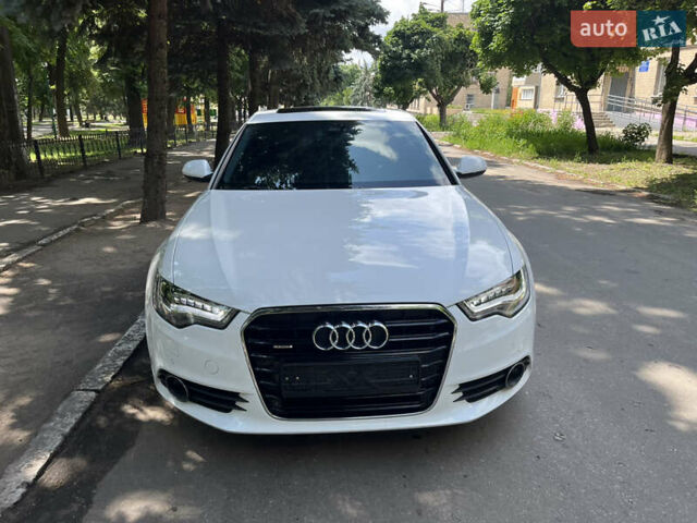 Белый Ауди А6, объемом двигателя 3 л и пробегом 199 тыс. км за 25000 $, фото 5 на Automoto.ua