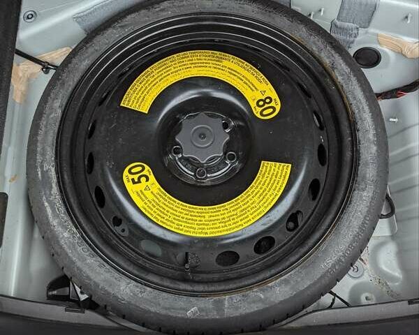 Білий Ауді А6, об'ємом двигуна 3 л та пробігом 176 тис. км за 19100 $, фото 35 на Automoto.ua