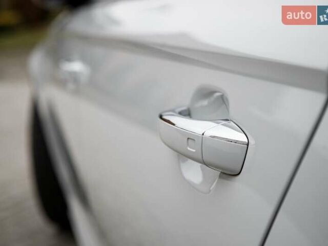 Білий Ауді А6, об'ємом двигуна 1.98 л та пробігом 216 тис. км за 19000 $, фото 25 на Automoto.ua