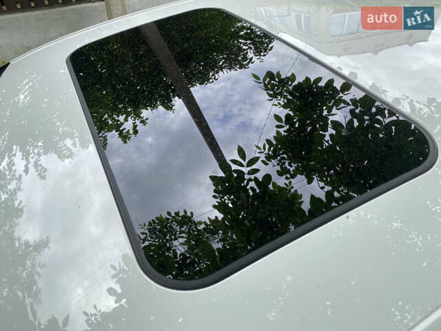 Белый Ауди А6, объемом двигателя 3 л и пробегом 120 тыс. км за 19200 $, фото 5 на Automoto.ua