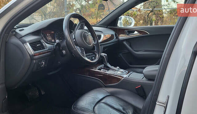 Белый Ауди А6, объемом двигателя 2 л и пробегом 80 тыс. км за 25000 $, фото 3 на Automoto.ua