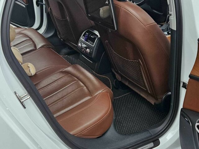 Белый Ауди А6, объемом двигателя 3 л и пробегом 167 тыс. км за 24800 $, фото 9 на Automoto.ua