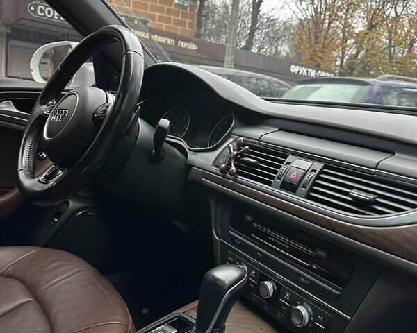 Білий Ауді А6, об'ємом двигуна 3 л та пробігом 198 тис. км за 18000 $, фото 13 на Automoto.ua