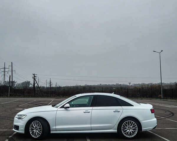 Білий Ауді А6, об'ємом двигуна 3 л та пробігом 121 тис. км за 23400 $, фото 5 на Automoto.ua