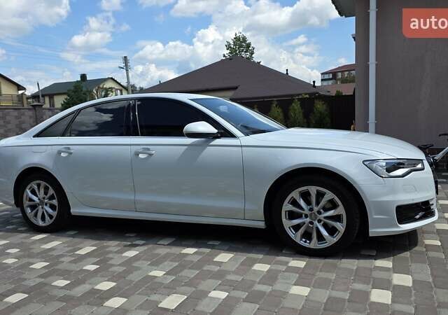 Белый Ауди А6, объемом двигателя 1.8 л и пробегом 199 тыс. км за 19900 $, фото 2 на Automoto.ua