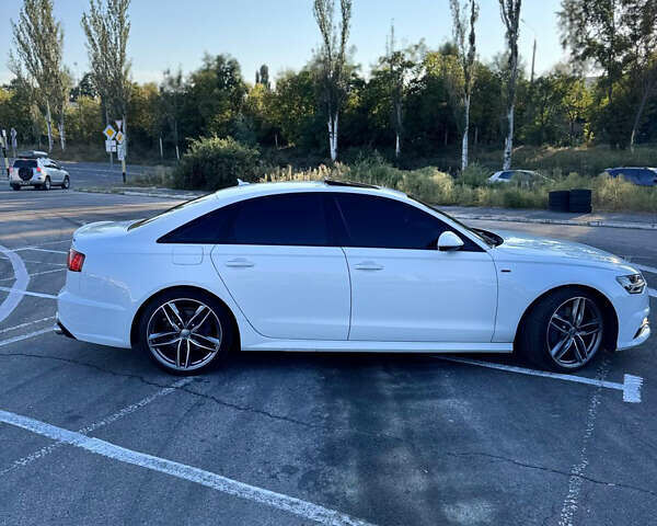 Белый Ауди А6, объемом двигателя 1.98 л и пробегом 203 тыс. км за 18500 $, фото 3 на Automoto.ua