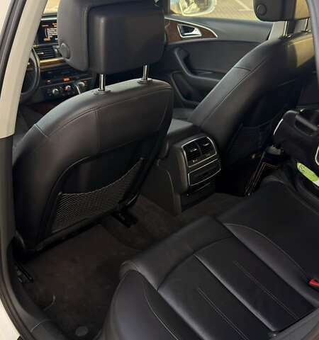 Белый Ауди А6, объемом двигателя 1.98 л и пробегом 150 тыс. км за 17600 $, фото 7 на Automoto.ua