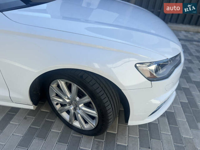 Ауди А6 2015 в Киеве на Automoto.ua Белый Ауди А6, объемом двигателя 1.98 л и пробегом 177 тыс. км за 15700 $, фото 3 на Automoto.ua