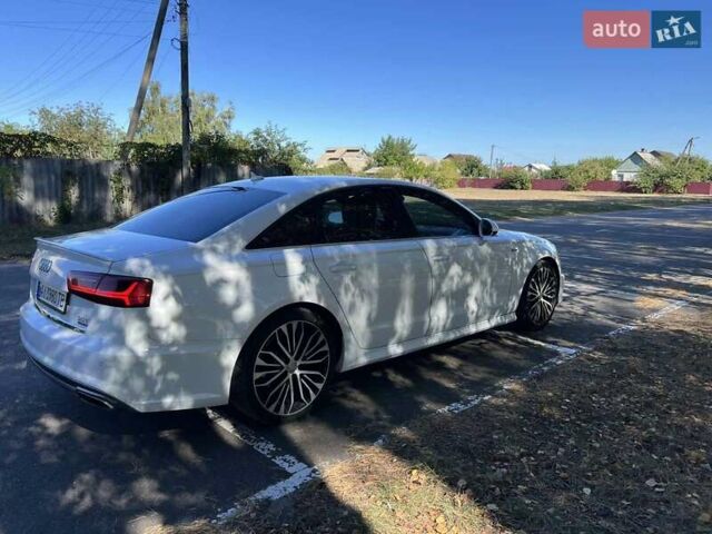 Белый Ауди А6, объемом двигателя 3 л и пробегом 185 тыс. км за 18400 $, фото 4 на Automoto.ua