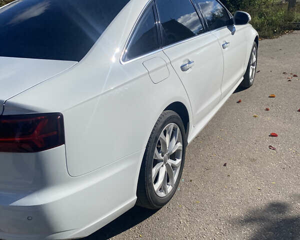 Ауді А6 2015 у Знаменке на Automoto.ua Білий Ауді А6, об'ємом двигуна 1.97 л та пробігом 119 тис. км за 24200 $, фото 12 на Automoto.ua