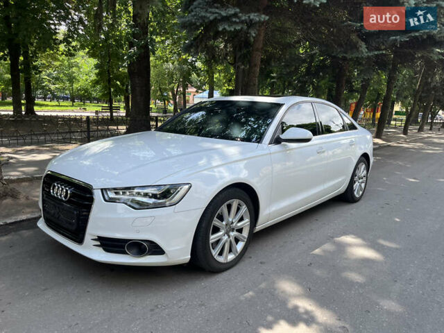 Белый Ауди А6, объемом двигателя 3 л и пробегом 199 тыс. км за 25000 $, фото 9 на Automoto.ua